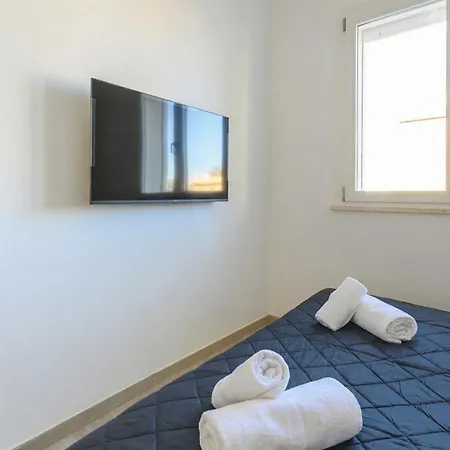 Fronte Mare House - 10 Min To Airport - Netflix *